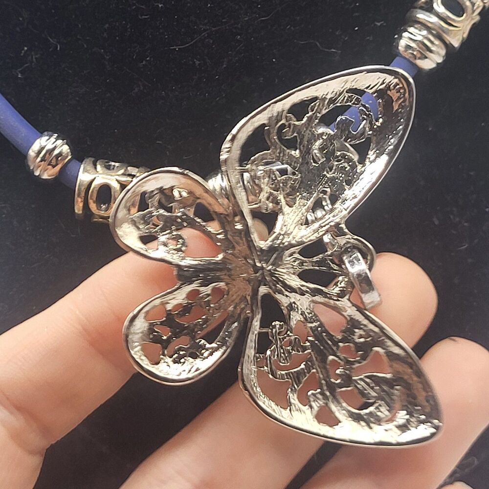 LaPepita Openwork Butterfly Charm Pendant Blue Silicone Necklace Chunky 14in - Picture 3 of 5
